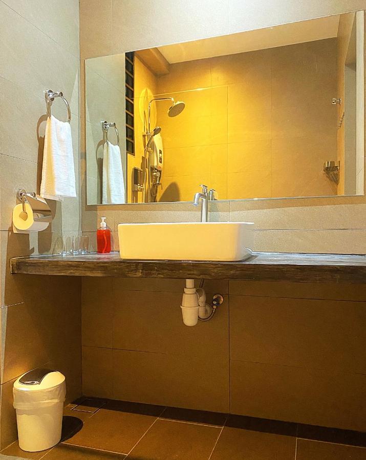 Amadel Residence 爱媄德民宿 16 Malacca Екстериор снимка